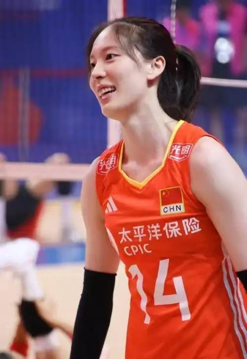 MK体育登录入口-中国女排五大美女盘点：第二名毫无争议，第一名出人意料|张常宁|惠若琪|李月明|郑益昕|赛场_新浪体育_新浪新闻